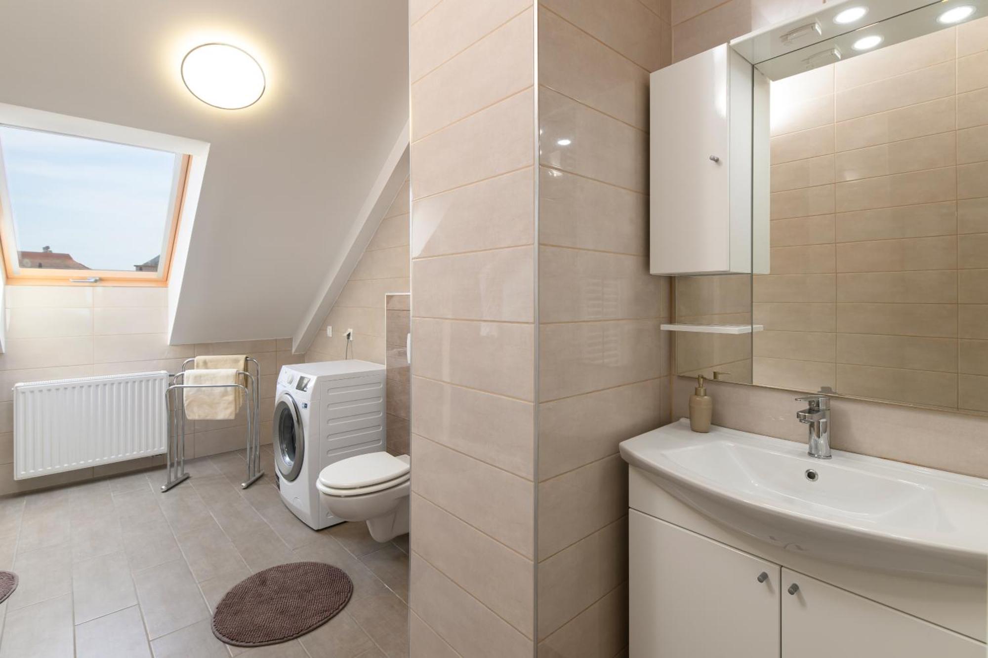 Domino Suite Eger Luaran gambar